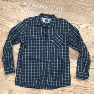 Men’s Volcom shirt